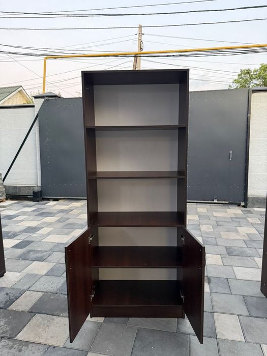 Шкаф в хорошем состоянии