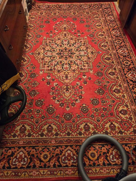 Ковер шерстяной с рисунком