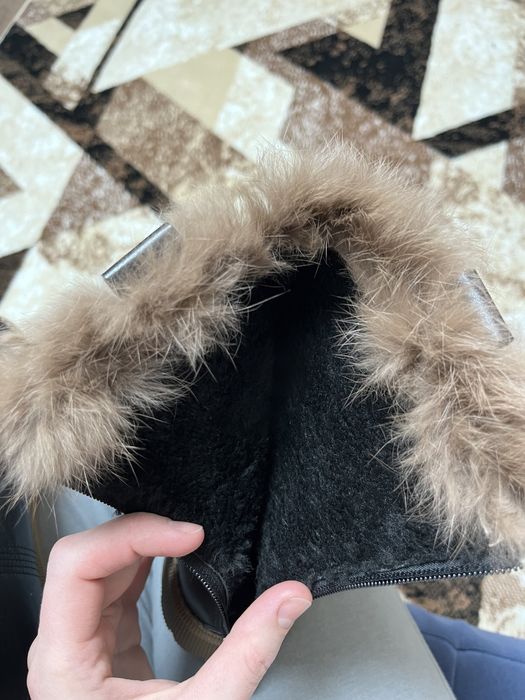 Продам новые ботинки