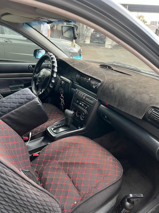 Машина,ауди а4 б5