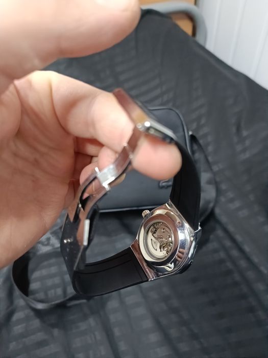 Продам механические часы