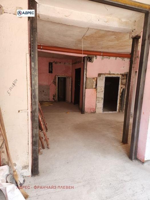 Продава се Къща в Никопол - 224 кв.м за 102 €/кв.м - Снимка #3