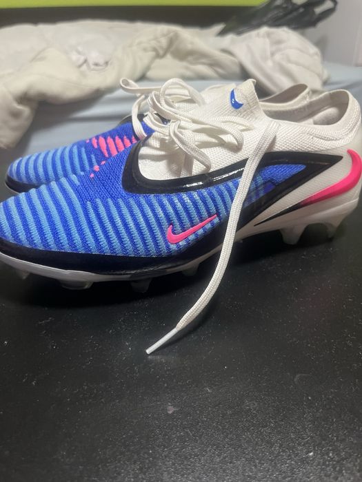 Професионални бутонки nike phantom low elite 6
