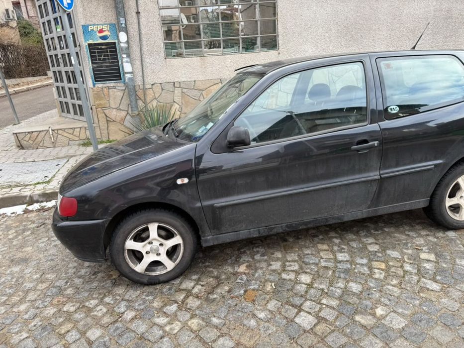 VW Polo 1997 година