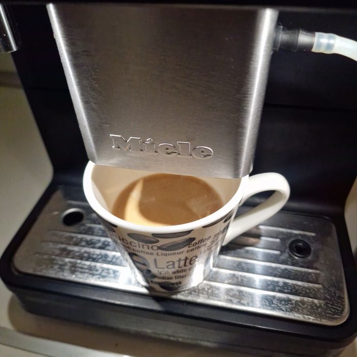 Кафемашина Miele CM6350