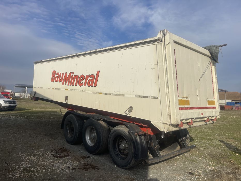 Vand sau schimb cu basculabila de 7,5 t