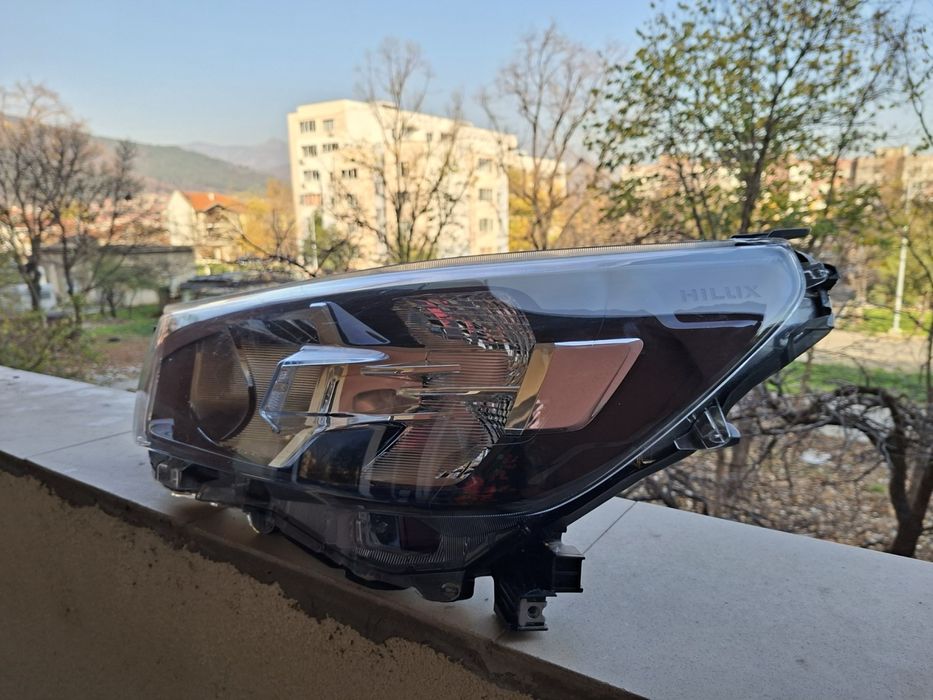ЛЯВ ФАР ЗА Toyota Hilux 2020 - 2023