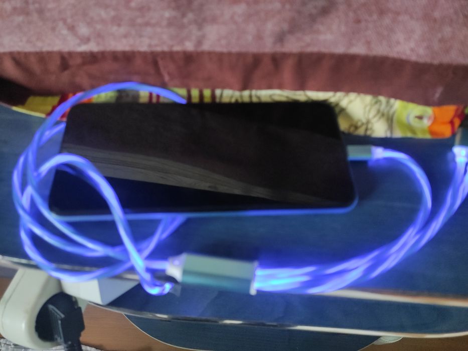 Cablu de date și alimentare cu 3 mufe, compatibil cu iPhone și alte 2