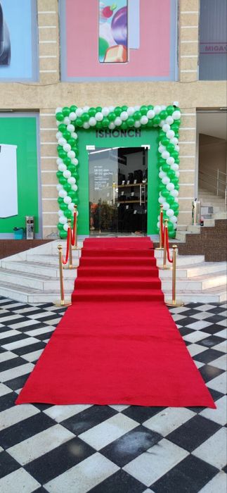 Красная дорожка и стойки аренда/ qizil gilam va stoyki arenda