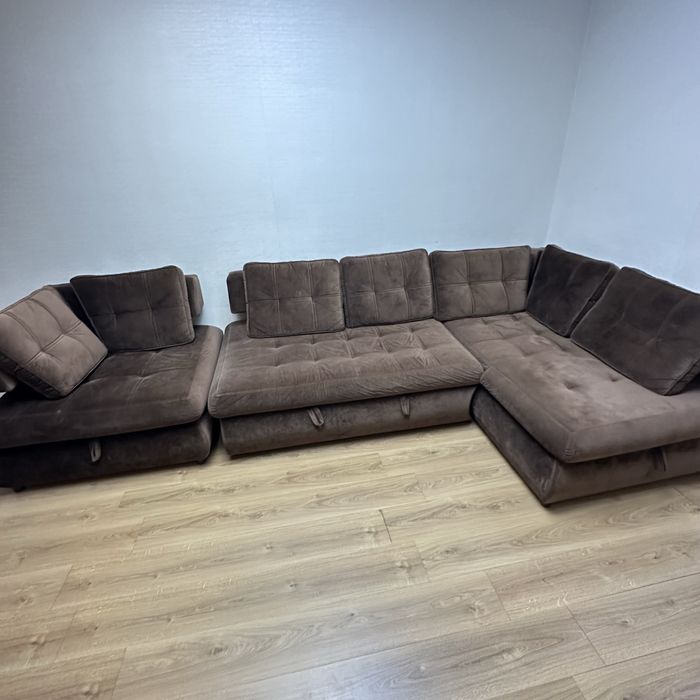 Продам угловой диван СРОЧНО!