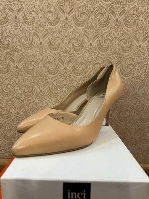 Продаются новые туфли