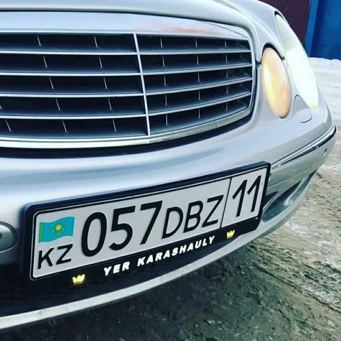 Подномерник лэд с надписью