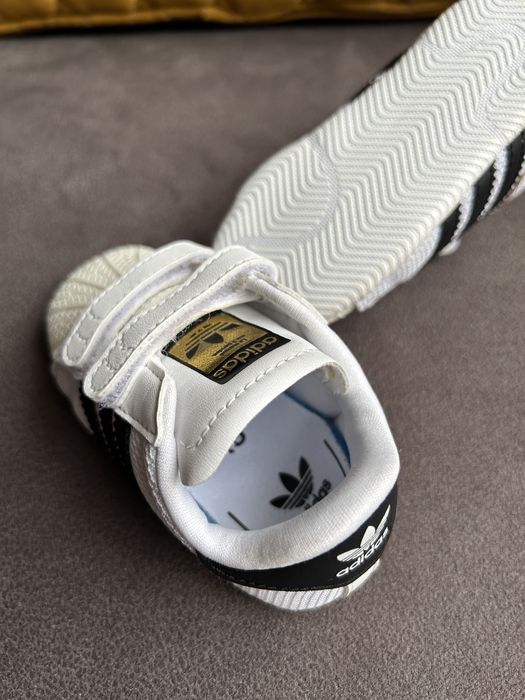 Детски маратонки Adidas Superstar
