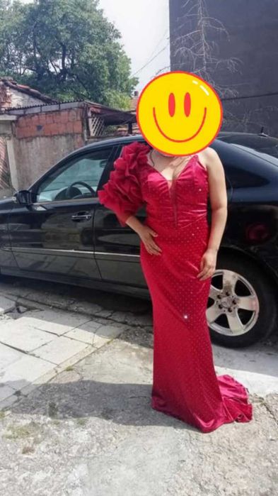 Офицялна рокля..