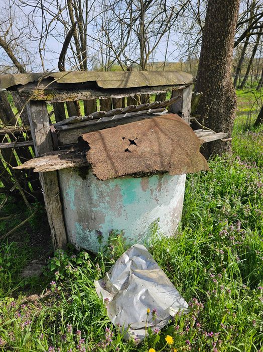Vand casa cu gradina in sat Tela comuna Bata jud.Arad.