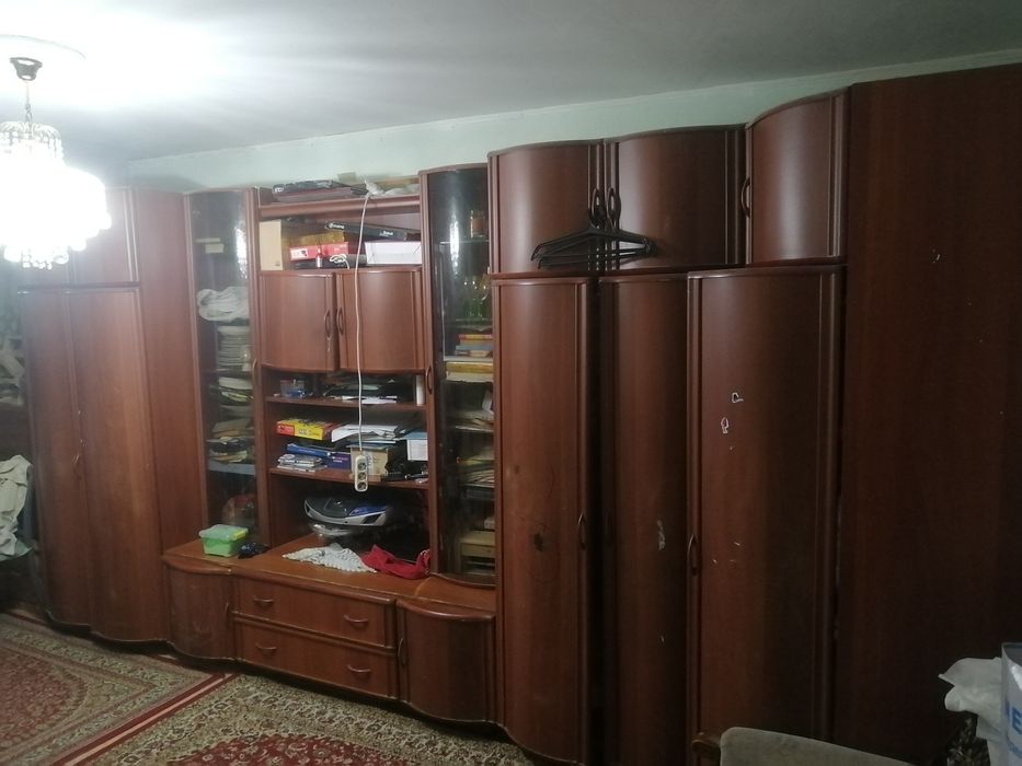 Стенка мебель(Прльша) отдам даром,самовывоз