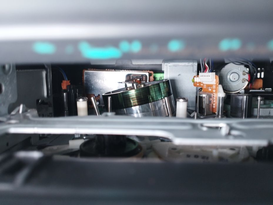 Daewoo F54W videomagnitafoni, ideal holatda