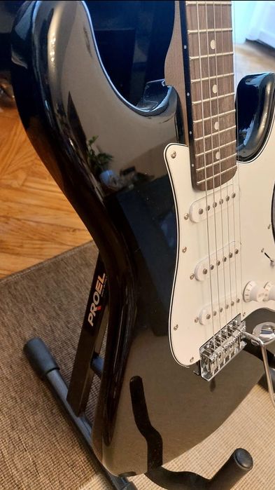 Chitara Career stratocaster