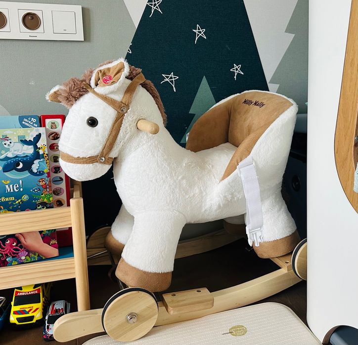 Люлеещо се конче