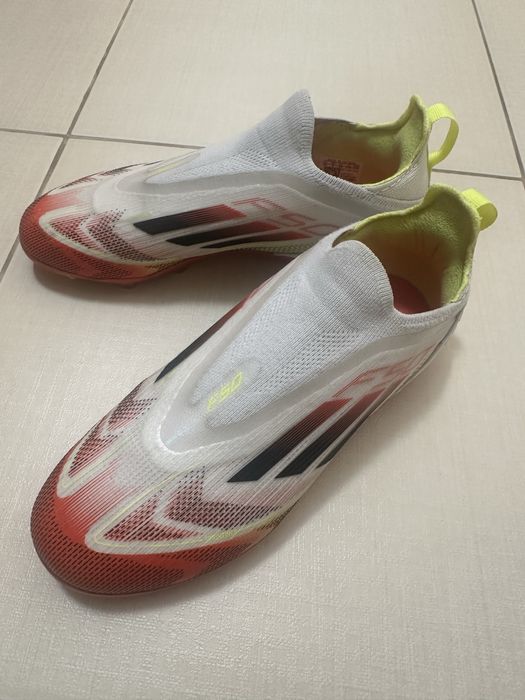 Ghete de fobal adidas F50