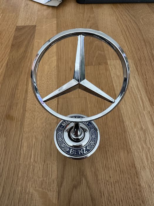 Емблема за Мерцедес w124