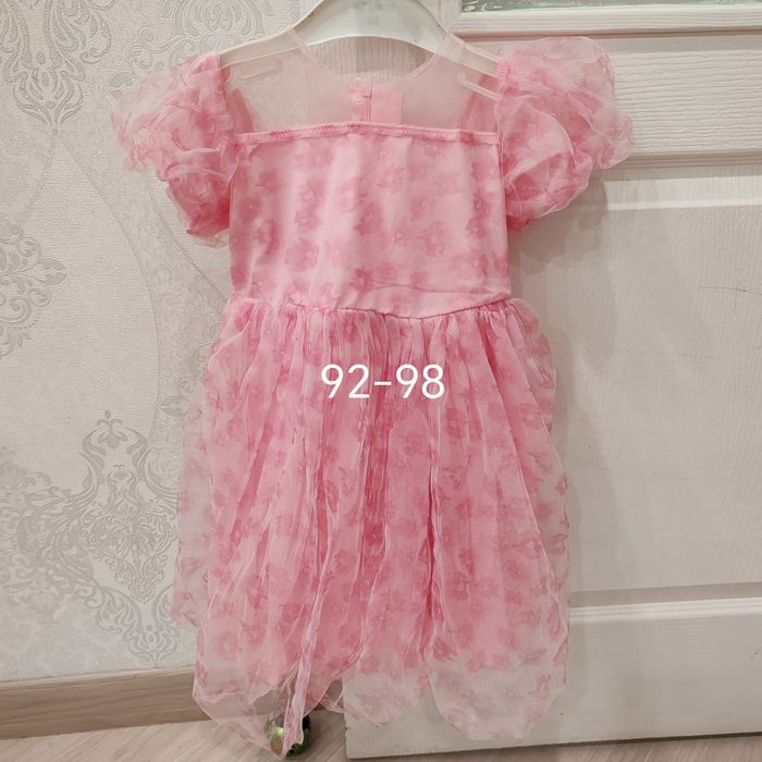 Продам два детских платья