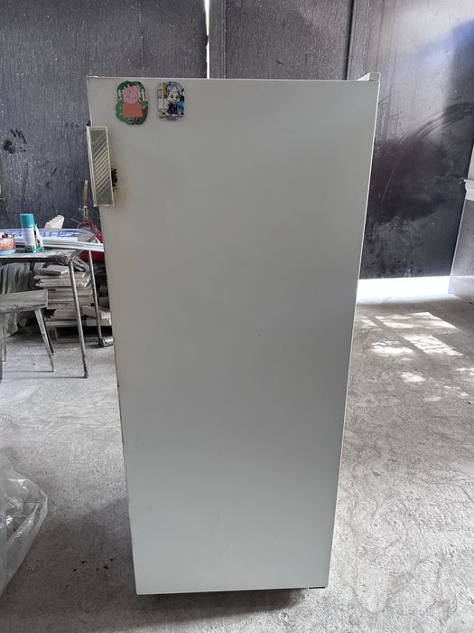 Продам холодильниг