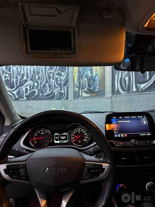 Chevrolet Onix red line