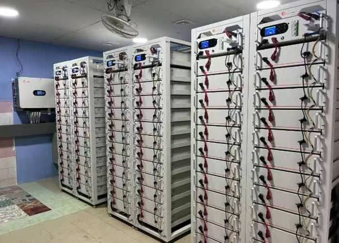 Quyosh panel va invertorlar