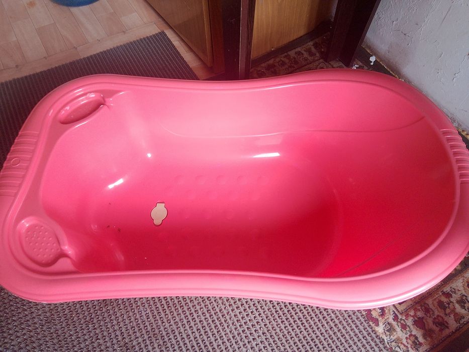 Продам ванночка детская 3000