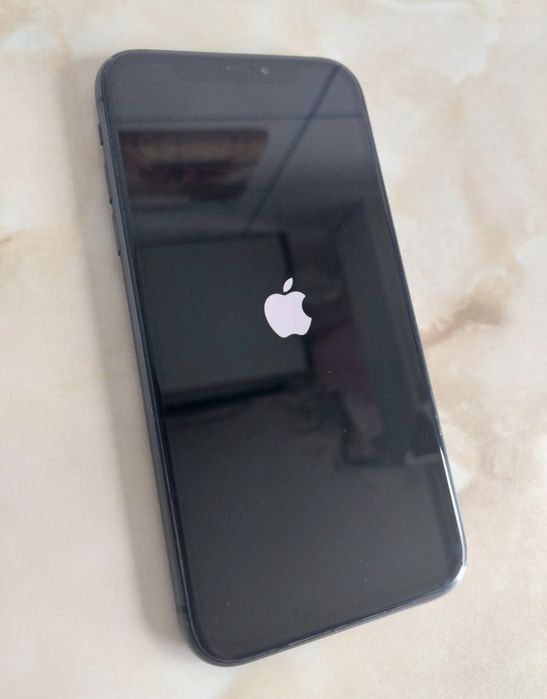 [11] Vând Apple iPhone 11 Black impecabil [placă blocată] [pentru recarosare] //poze reale