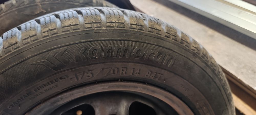 Зимни гуми с джанти 2бр