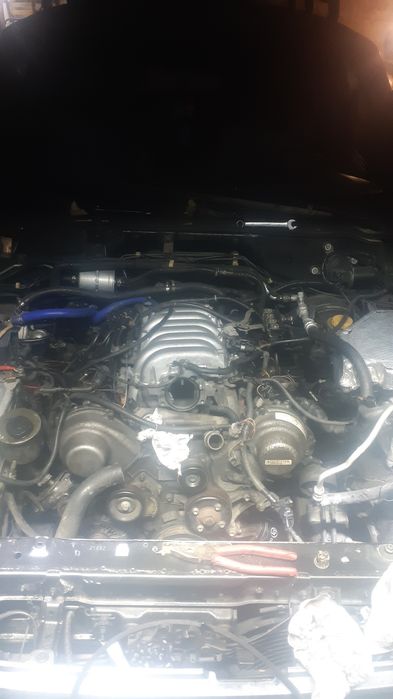 Двигатель  1узт на разбор .