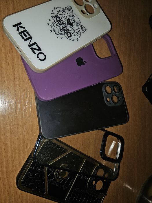 Чехлы на Айфон 13 про