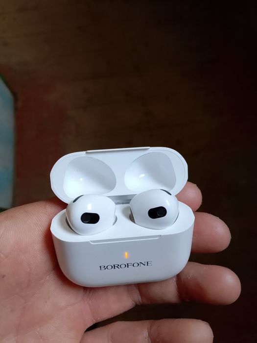 продам наушники новые 5к