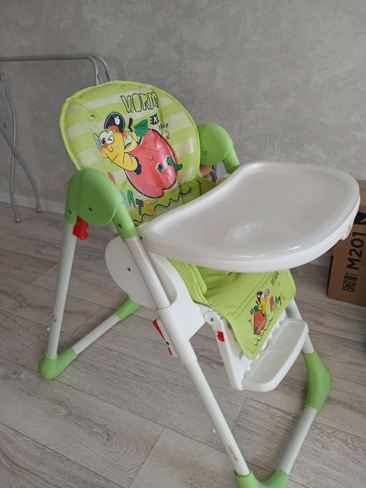 Продам стульчик для кормления
