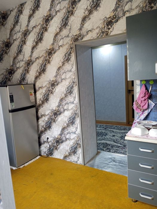 Uy sotiladi Nurafshonda