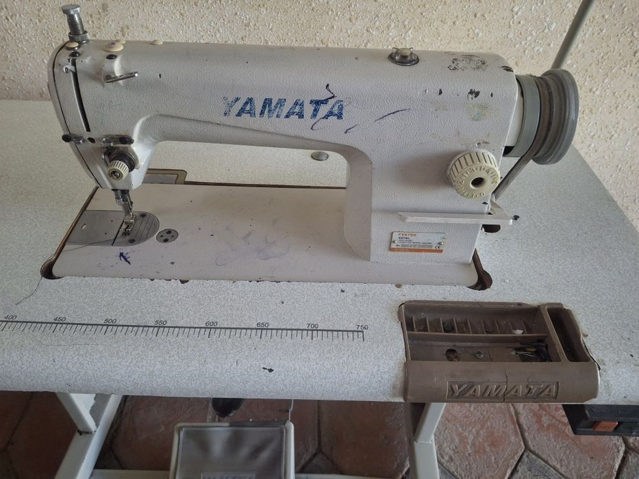 Машинка ,оверлог