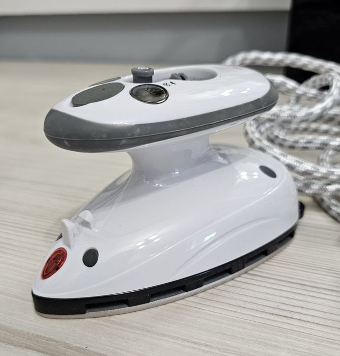 Утюг дорожный мини с паром