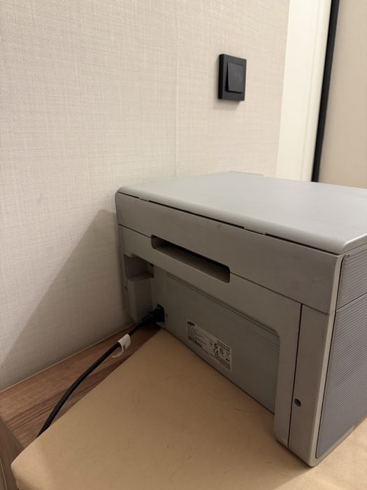 Принтер Samsung SCX-3400-лазерное МФУ