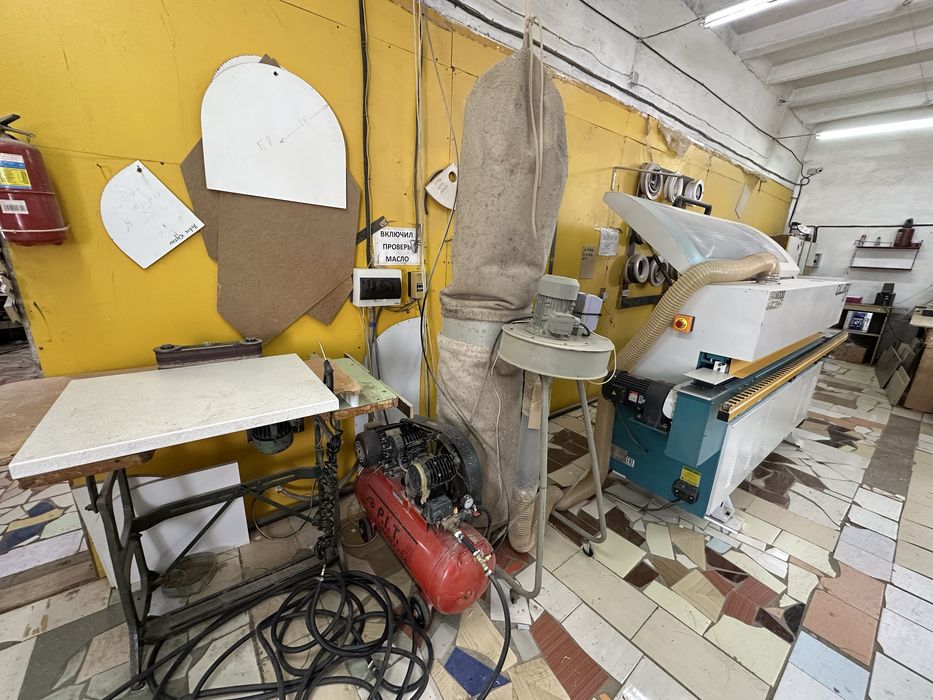 Кромкооблицовочный станок криволинейный