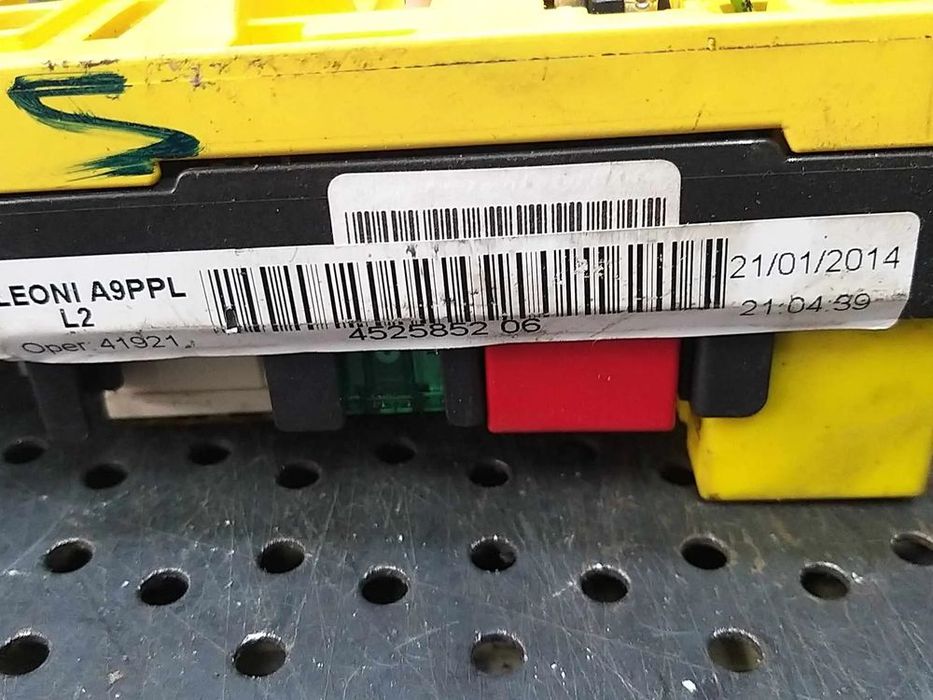 Panou sigurante relee peugeot 208 ca cc 452585206