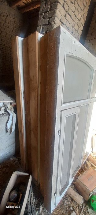 Тахта  ром 5 та бита ешик ики канотли .1 ярим млн ками бор