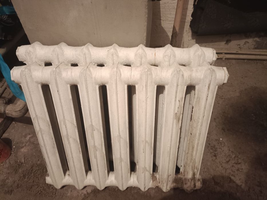 Продам батареи чугун