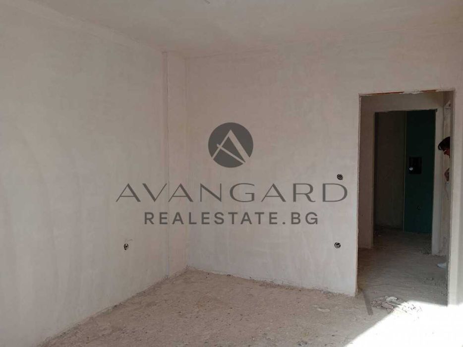 Продава се Двустаен апартамент в Пловдив, Кършияка - 72 кв.м за 784 €/кв.м - Снимка #5