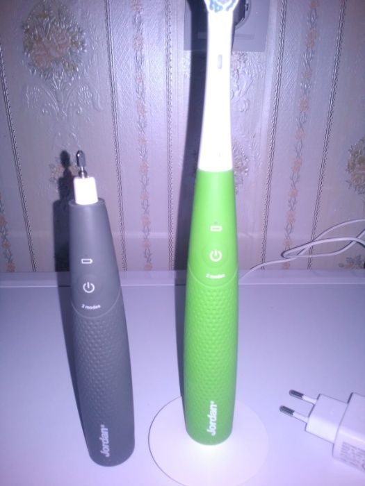 Periuta de dinti electrica Jordan