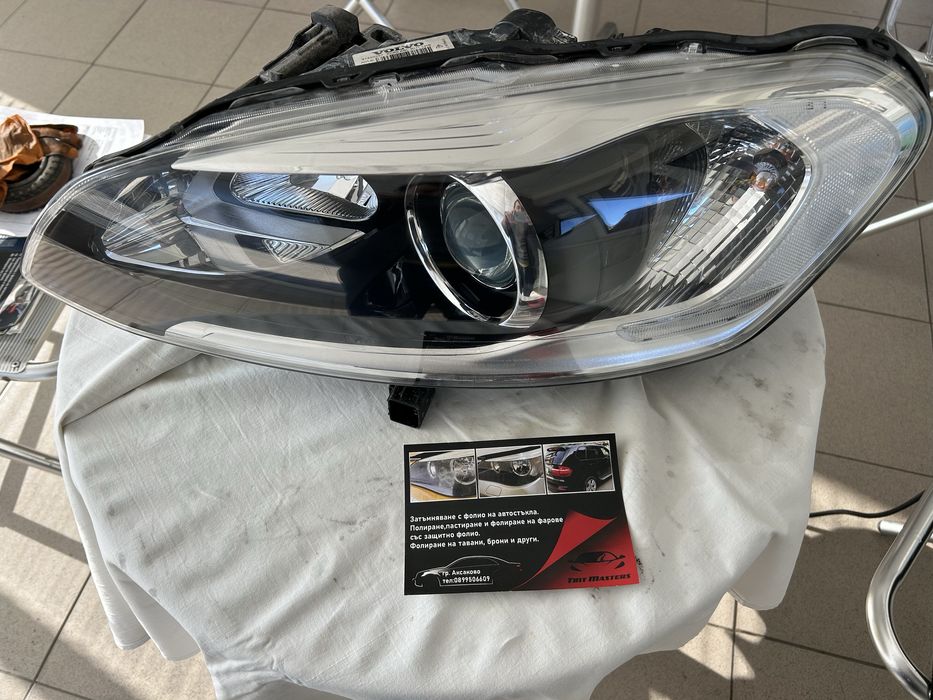 Полиране фарове и облепяне  с фолио