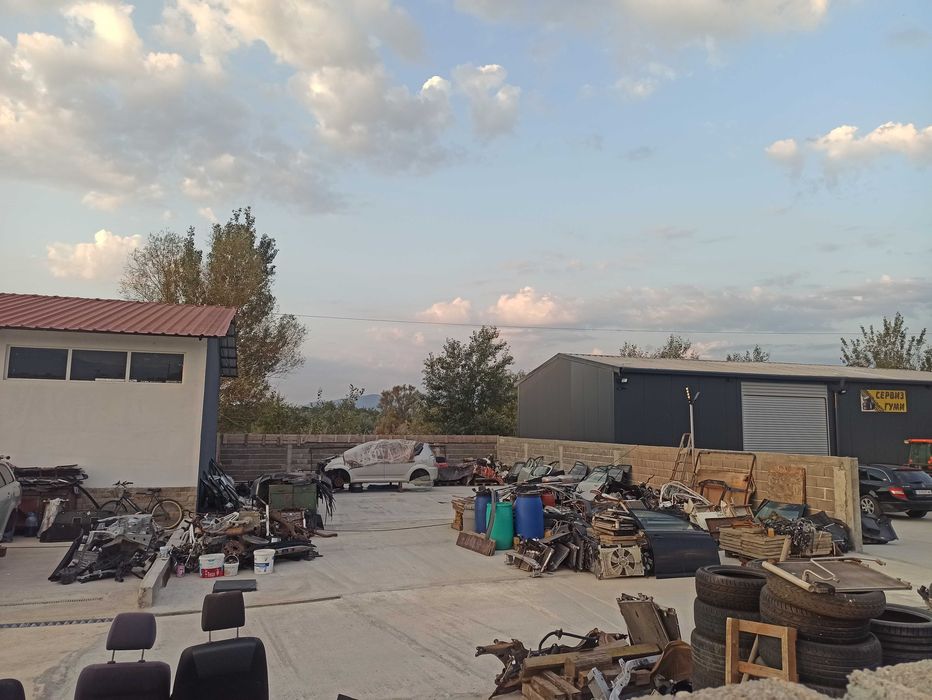 Продава се Промишлена сграда в Сандански - 2000 кв.м за 130 €/кв.м - Снимка #13