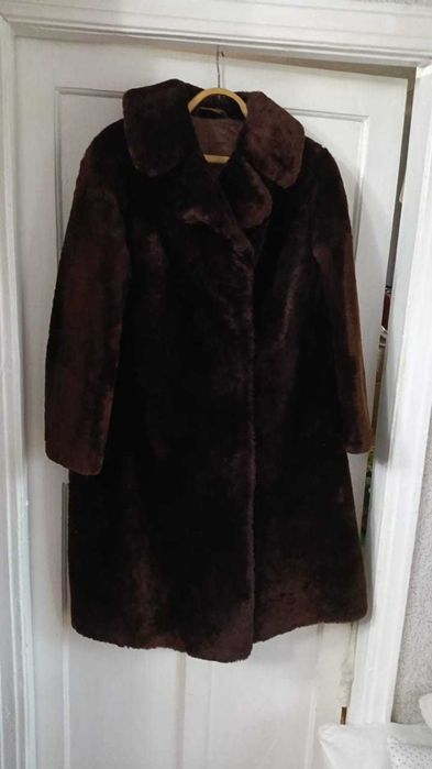 Шуба серого и коричнего цвета