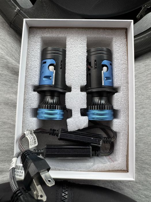 Bi Led H4 - Lumina clara si puternica